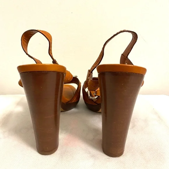 Authentic Dior heels - Picture 3 of 10